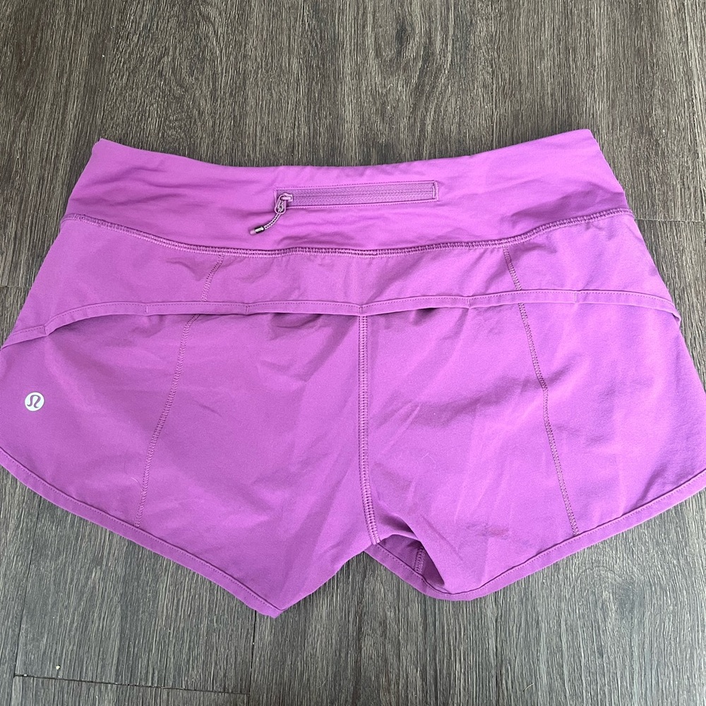 Lululemon Speed Up Shorts size 6